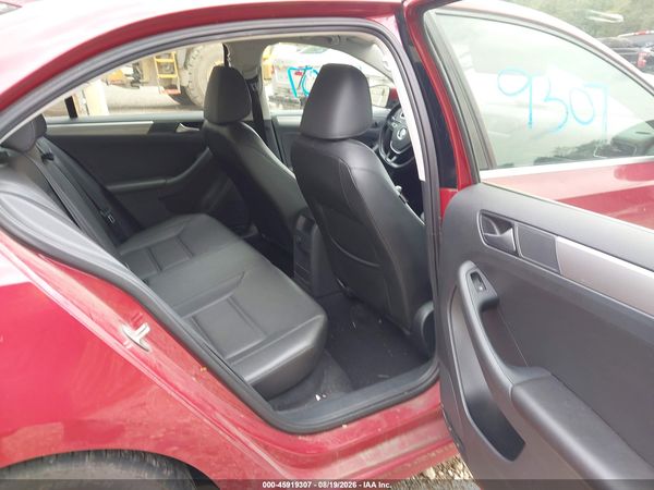 2017 VOLKSWAGEN JETTA 1.4T SE — I8