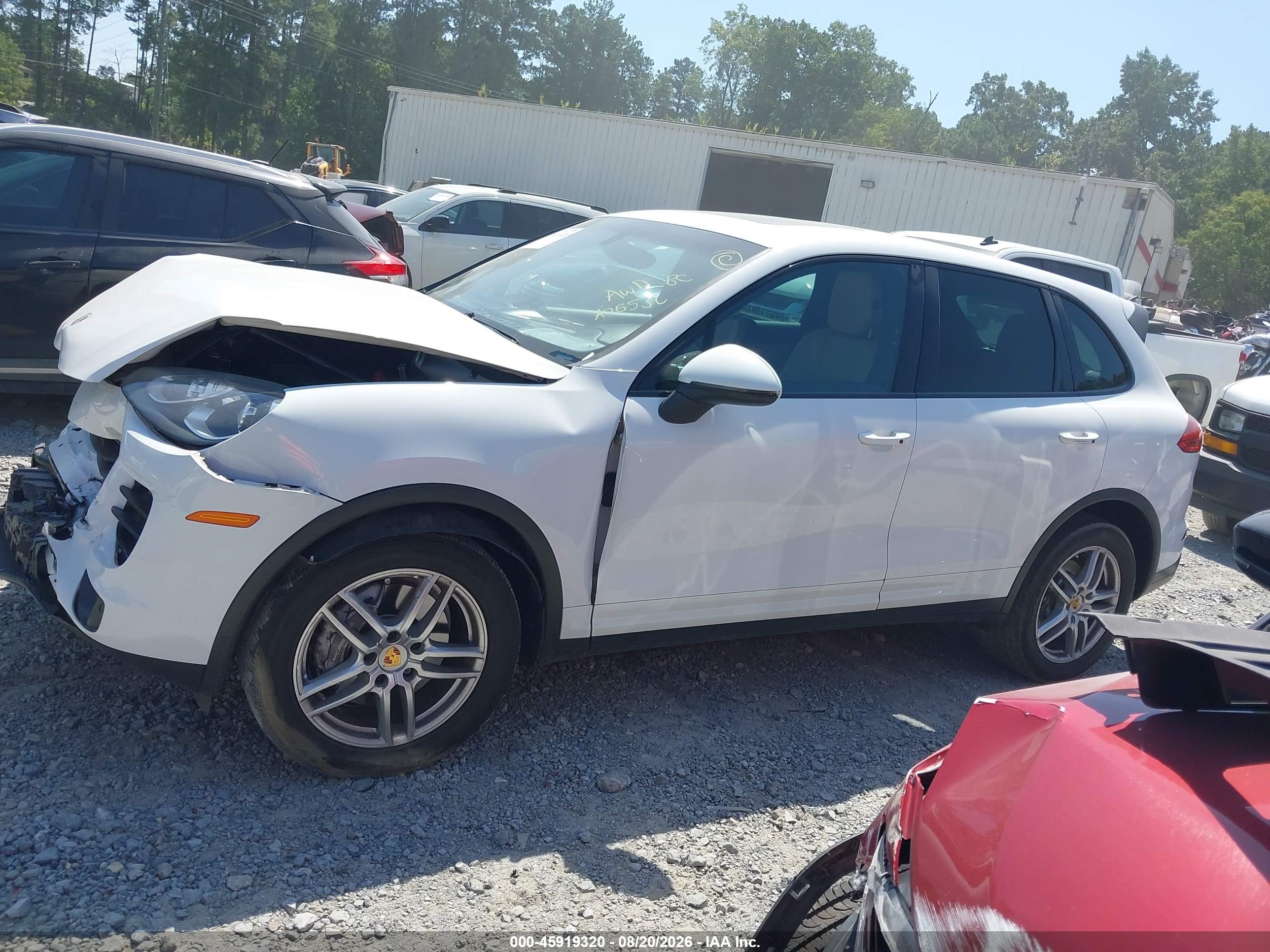 2018 PORSCHE CAYENNE Base / Platinum Edition