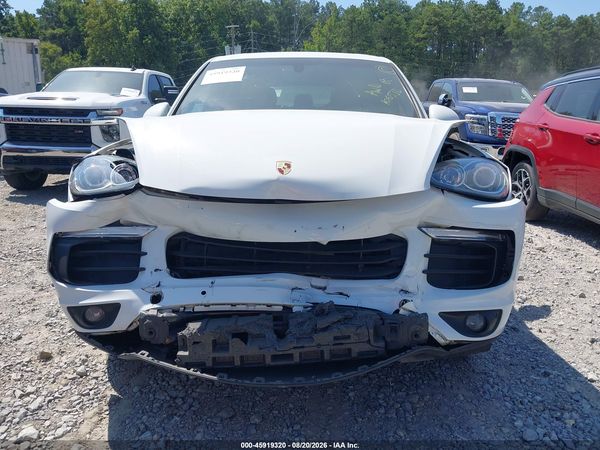 2018 PORSCHE CAYENNE Base / Platinum Edition