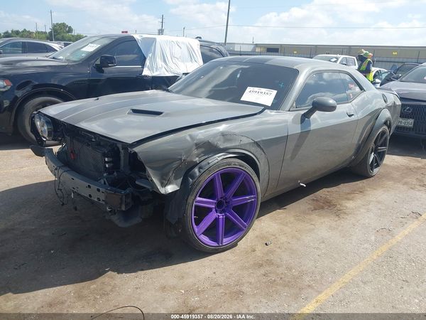 2017 DODGE CHALLENGER SXT — I2
