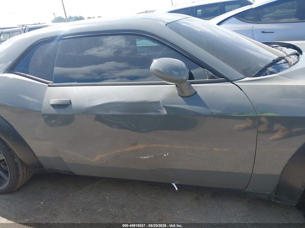 2017 DODGE CHALLENGER SXT — I116