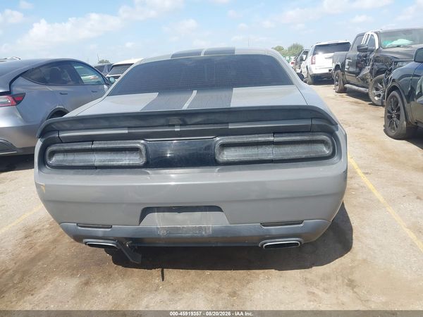 2017 DODGE CHALLENGER SXT — I119
