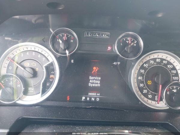 2016 RAM 1500 LARAMIE — I7