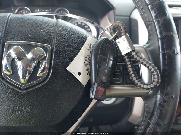 2016 RAM 1500 LARAMIE — I11