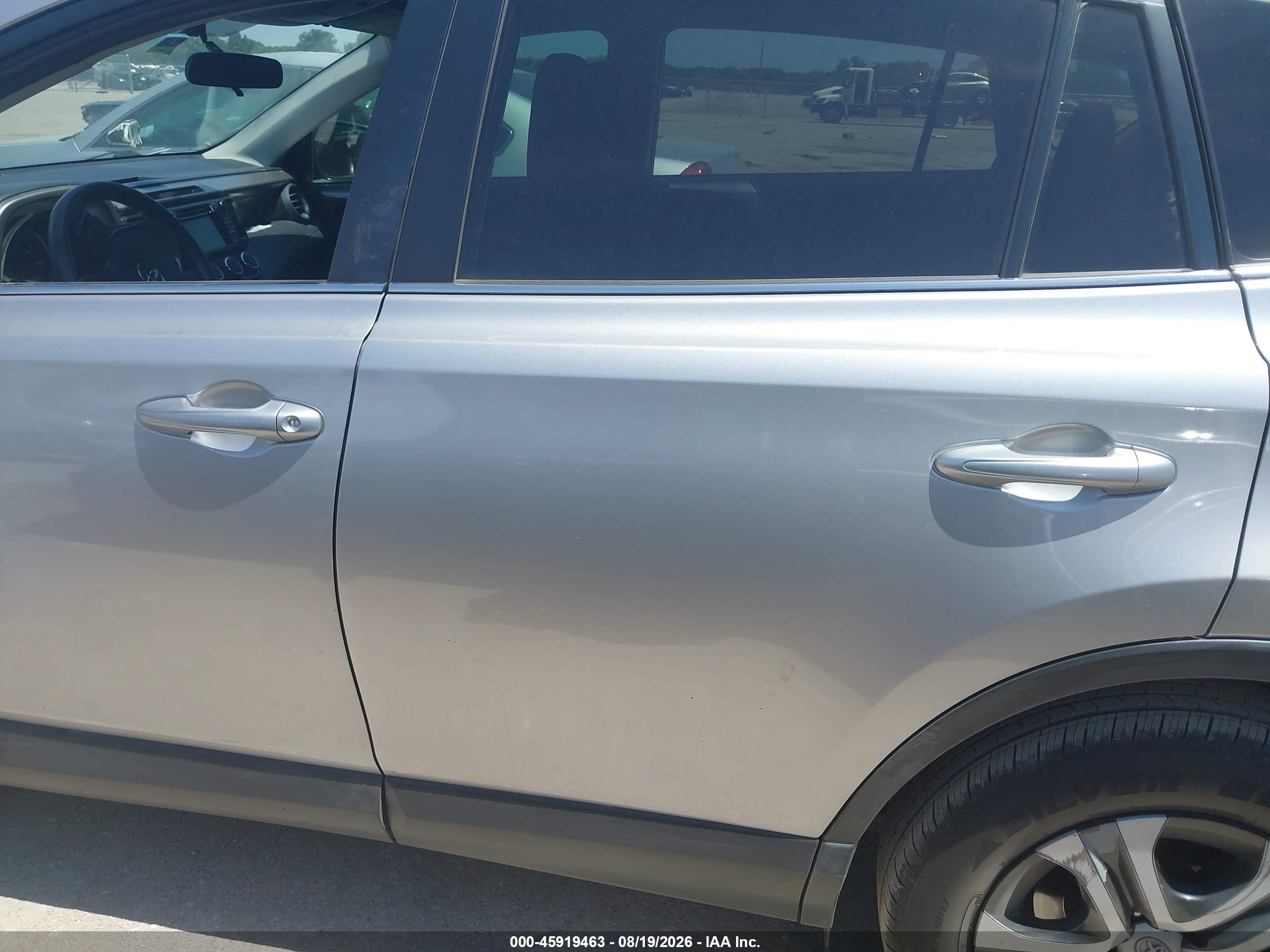 2016 TOYOTA RAV4 LE