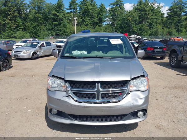 2019 DODGE GRAND CARAVAN SXT — I6