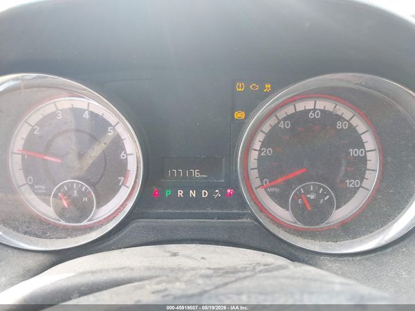 2019 DODGE GRAND CARAVAN SXT — I7