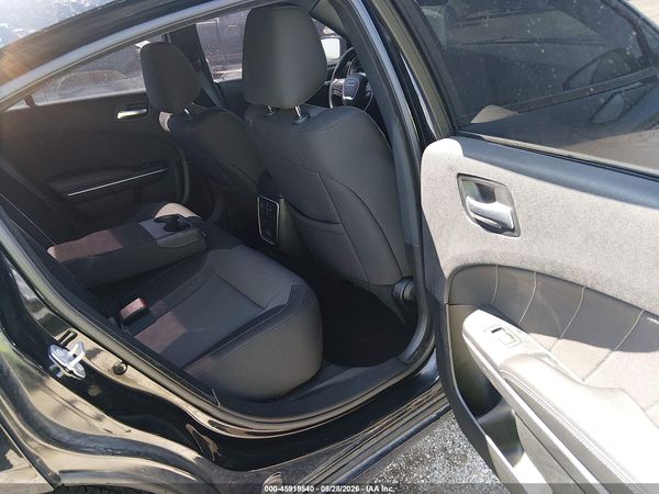 2020 DODGE CHARGER SXT RWD — I8