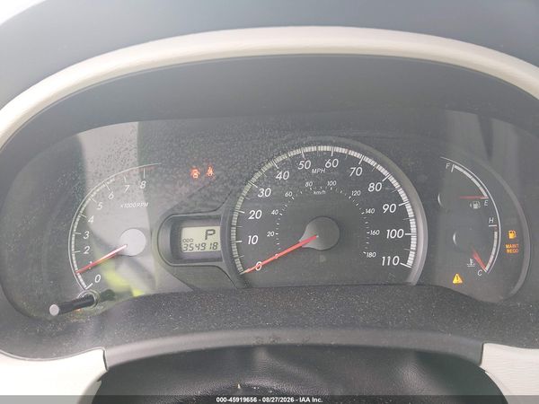 2013 TOYOTA SIENNA LE V6 8 PASSENGER — I7