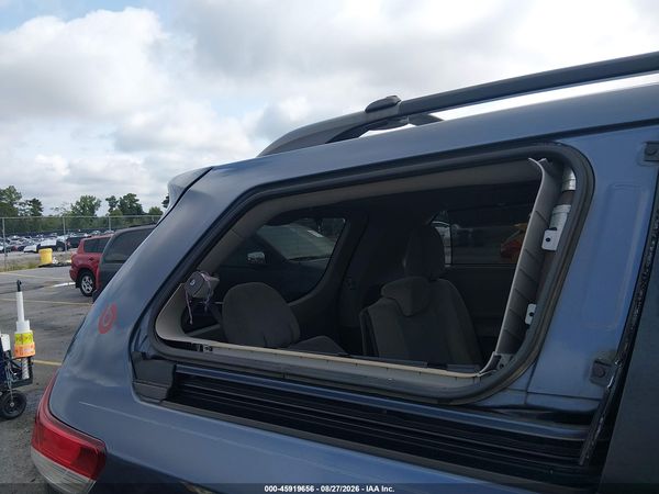 2013 TOYOTA SIENNA LE V6 8 PASSENGER — I152