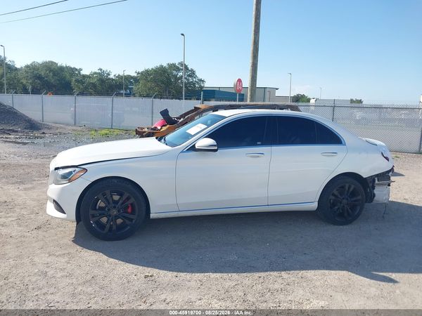 2016 MERCEDES-BENZ C 300