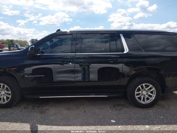 2022 CHEVROLET SUBURBAN 4WD LT — I117
