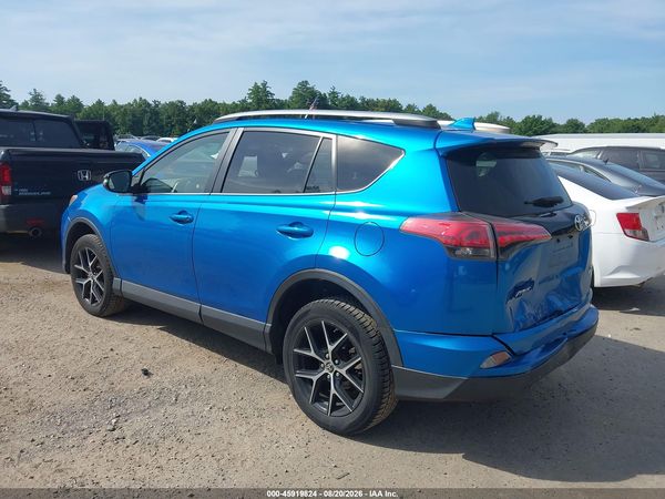 2018 TOYOTA RAV4 SE