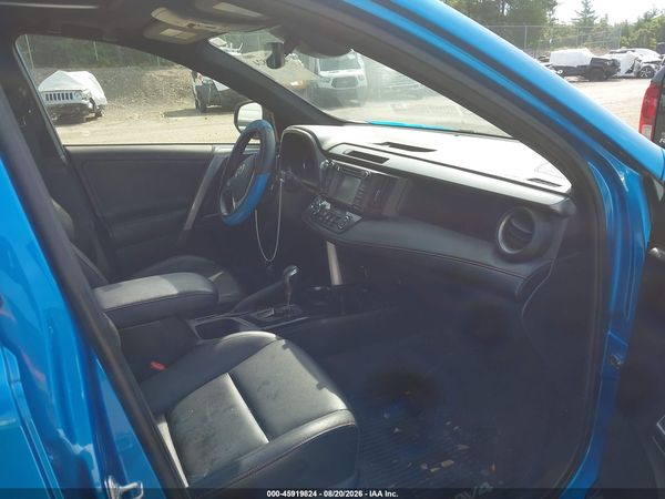 2018 TOYOTA RAV4 SE