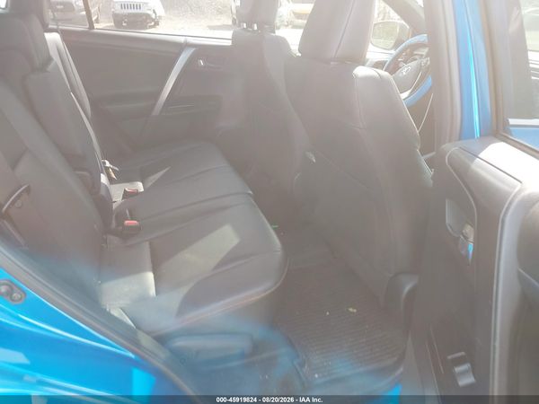 2018 TOYOTA RAV4 SE