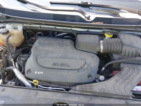 2020 CHRYSLER PACIFICA TOURING L — I10