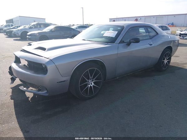 2017 DODGE CHALLENGER SXT — I2
