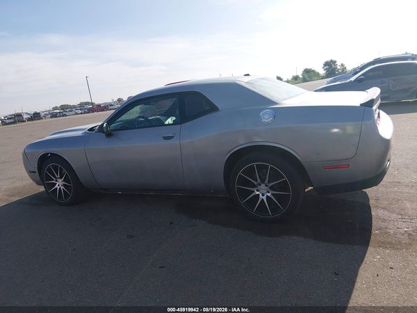 2017 DODGE CHALLENGER SXT — I117