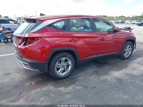 2026 HYUNDAI TUCSON SE