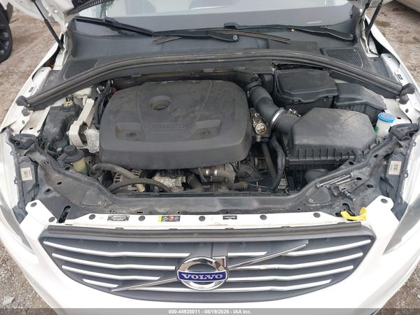2017 VOLVO XC60 T5