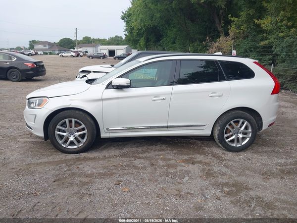2017 VOLVO XC60 T5