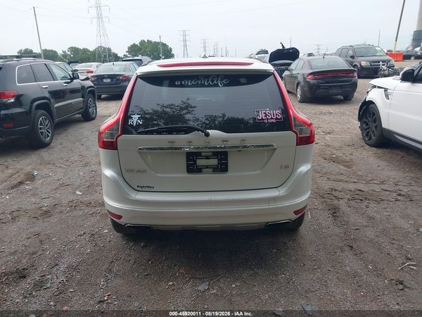 2017 VOLVO XC60 T5