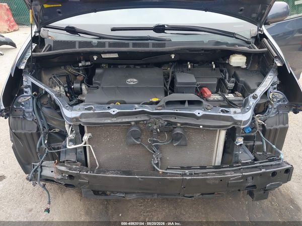 2015 TOYOTA SIENNA XLE/LIMITED