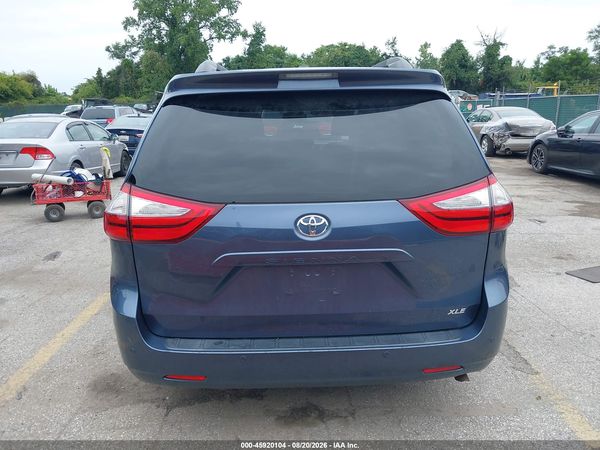 2015 TOYOTA SIENNA XLE/LIMITED