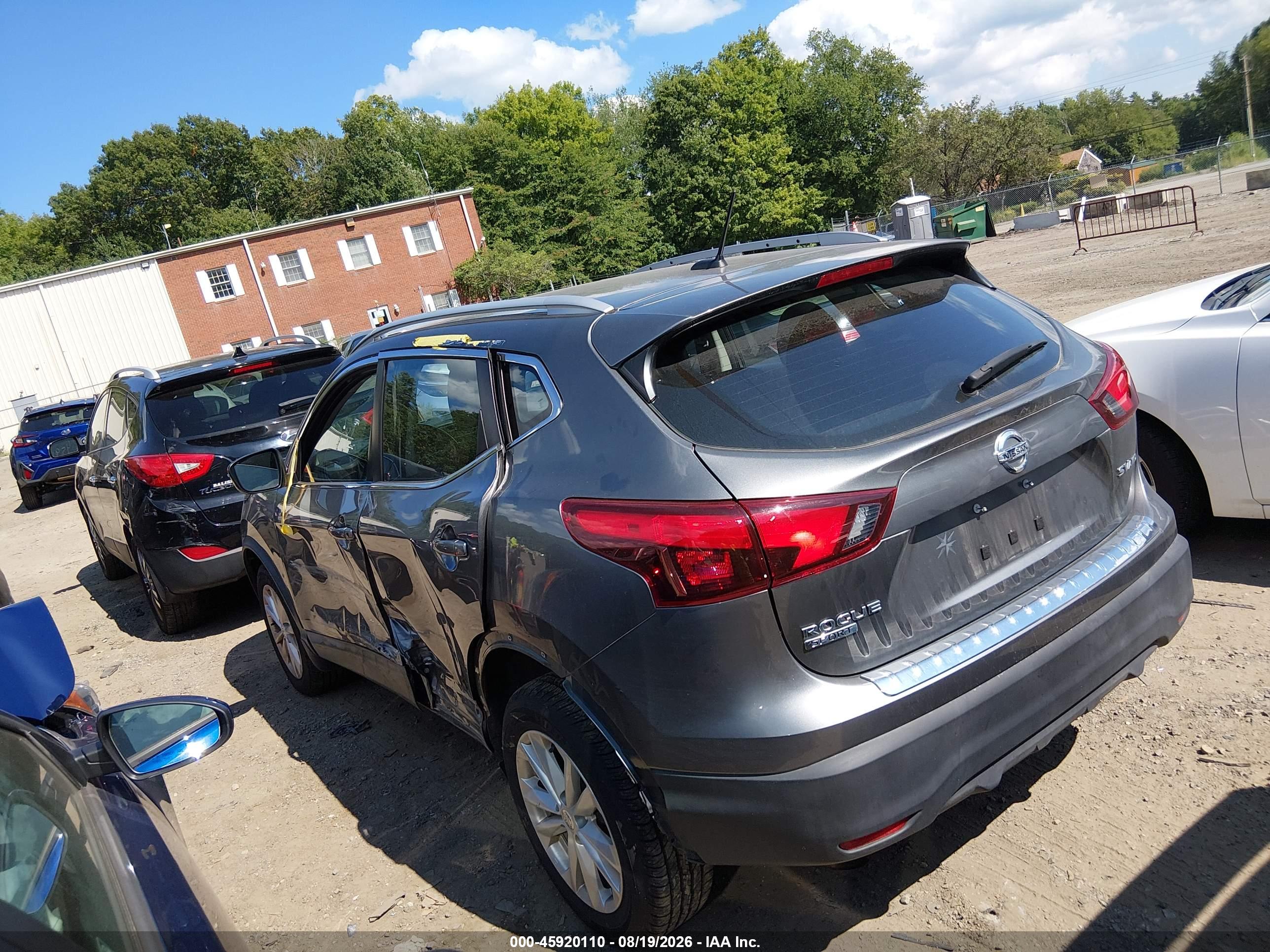 2018 NISSAN ROGUE SPORT SV