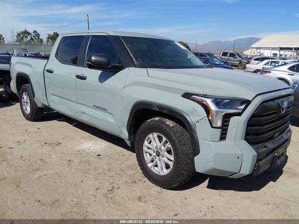 2025 TOYOTA TUNDRA SR5