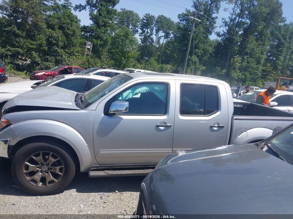 2019 NISSAN FRONTIER SL
