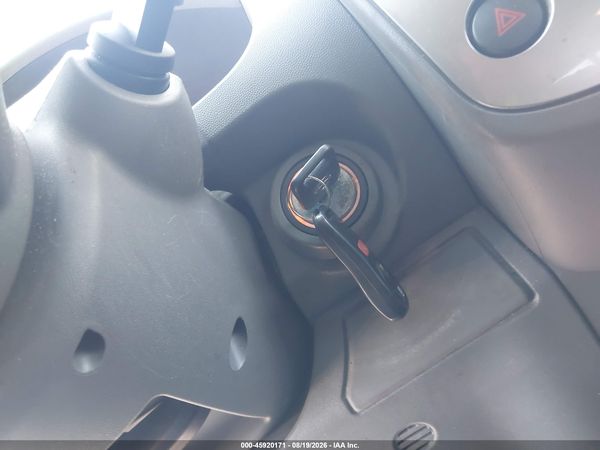 2019 NISSAN FRONTIER SL