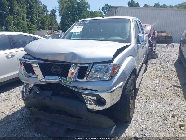 2019 NISSAN FRONTIER SL