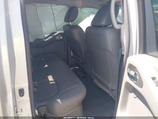 2019 NISSAN FRONTIER SL