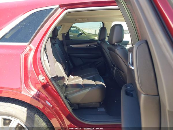 2017 CADILLAC XT5 LUXURY