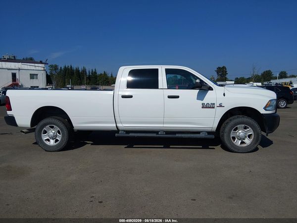 2017 RAM 3500 TRADESMAN  4X4 8' BOX