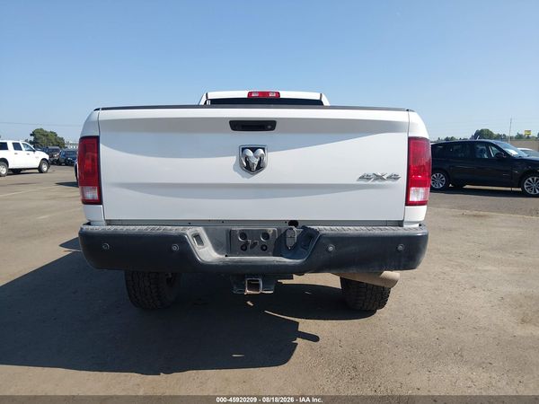 2017 RAM 3500 TRADESMAN  4X4 8' BOX