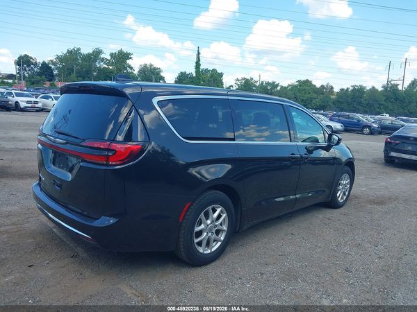 2023 CHRYSLER PACIFICA TOURING L — I4