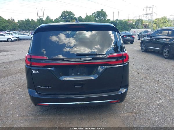 2023 CHRYSLER PACIFICA TOURING L — I119