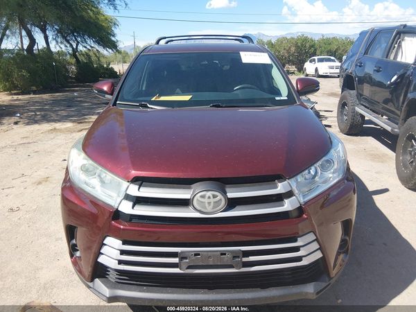 2019 TOYOTA HIGHLANDER LE