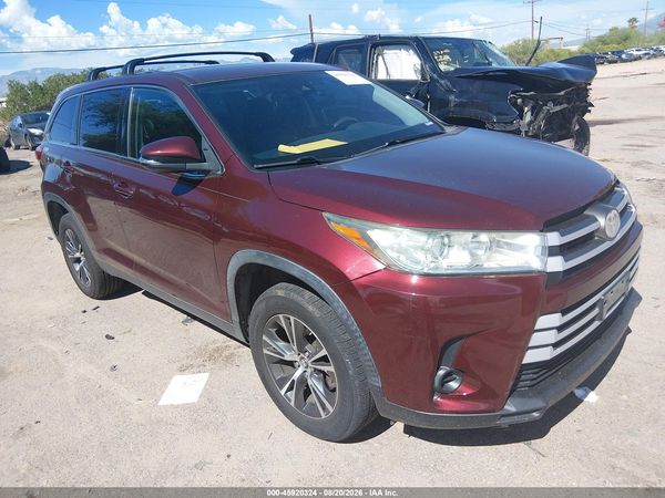 2019 TOYOTA HIGHLANDER LE