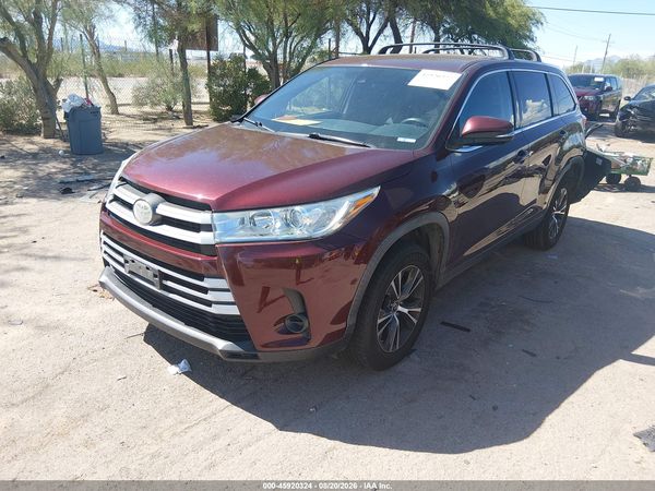 2019 TOYOTA HIGHLANDER LE