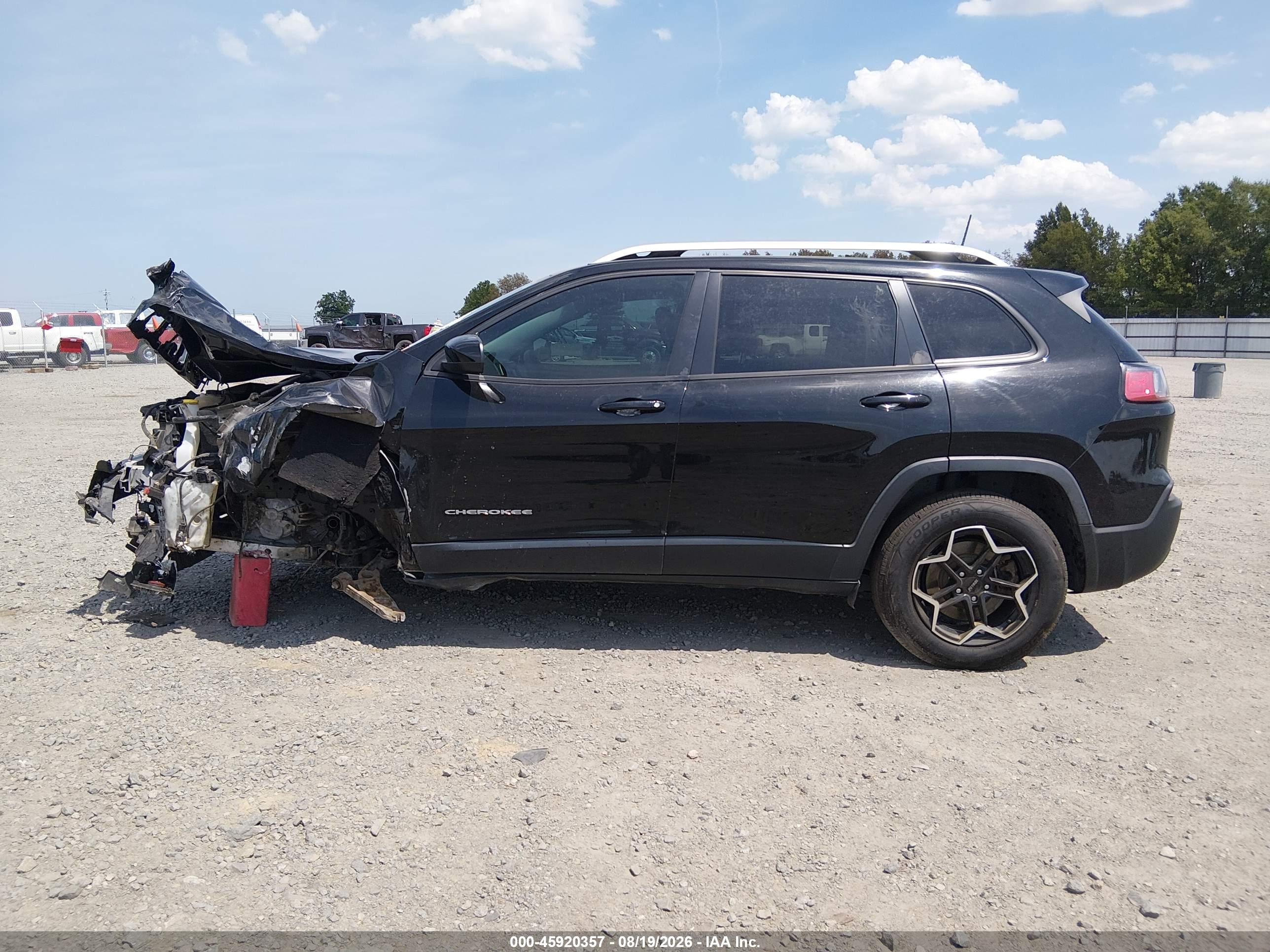 2020 JEEP CHEROKEE LATITUDE 4X4