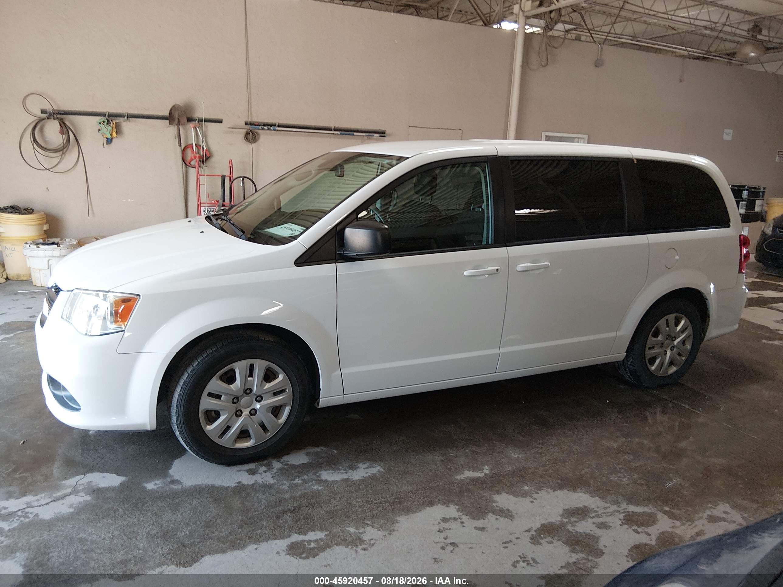 2018 DODGE GRAND CARAVAN SE
