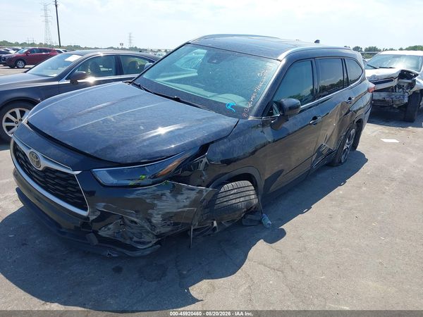 2021 TOYOTA HIGHLANDER XLE