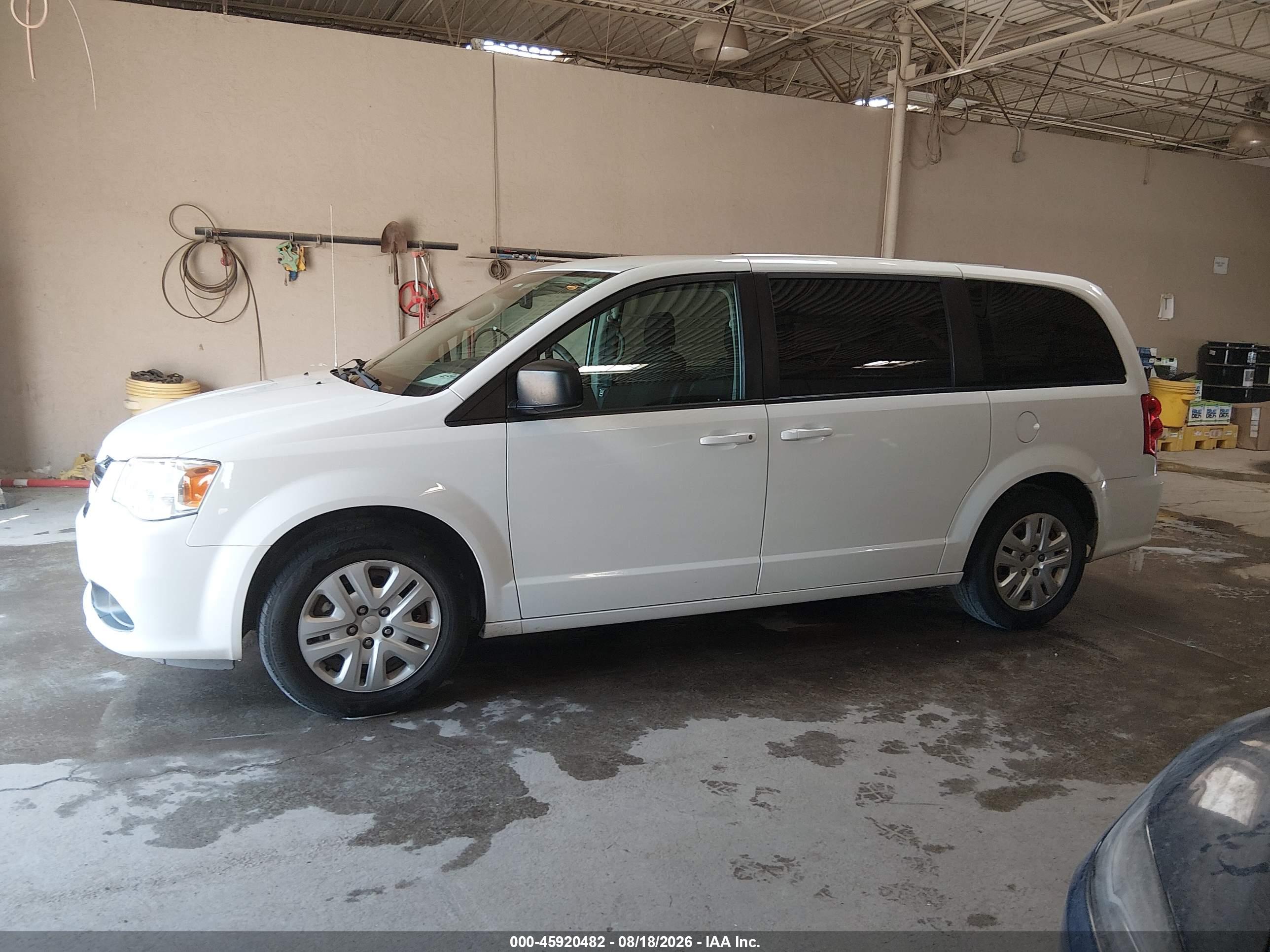 2018 DODGE GRAND CARAVAN SE