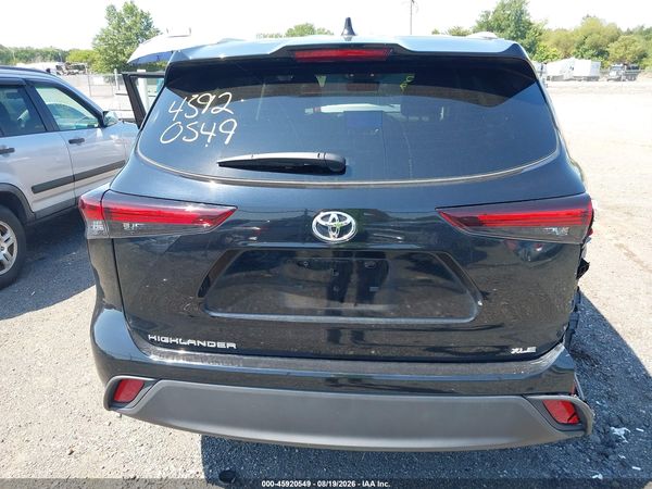 2024 TOYOTA HIGHLANDER XLE