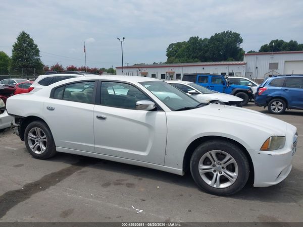 2012 DODGE CHARGER SE