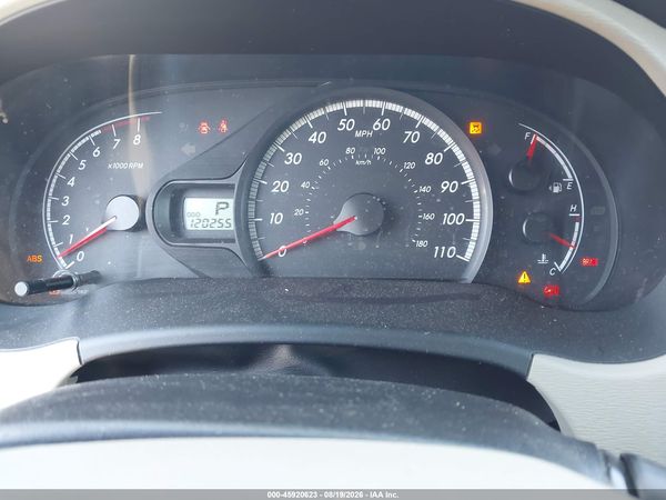2013 TOYOTA SIENNA LE V6 8 PASSENGER