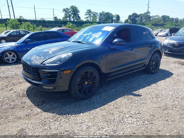 2018 PORSCHE MACAN GTS